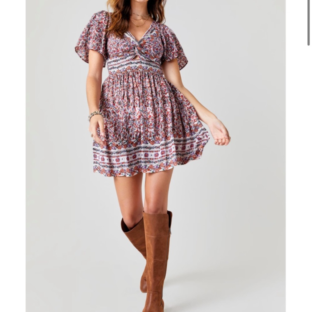NWT Front Twist Dress